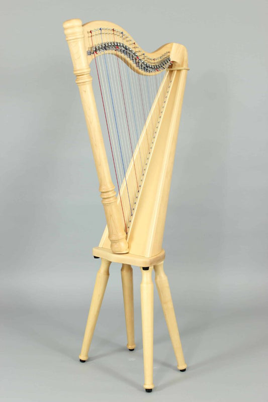 Leprechaun 29 with legs, tuning key and case.