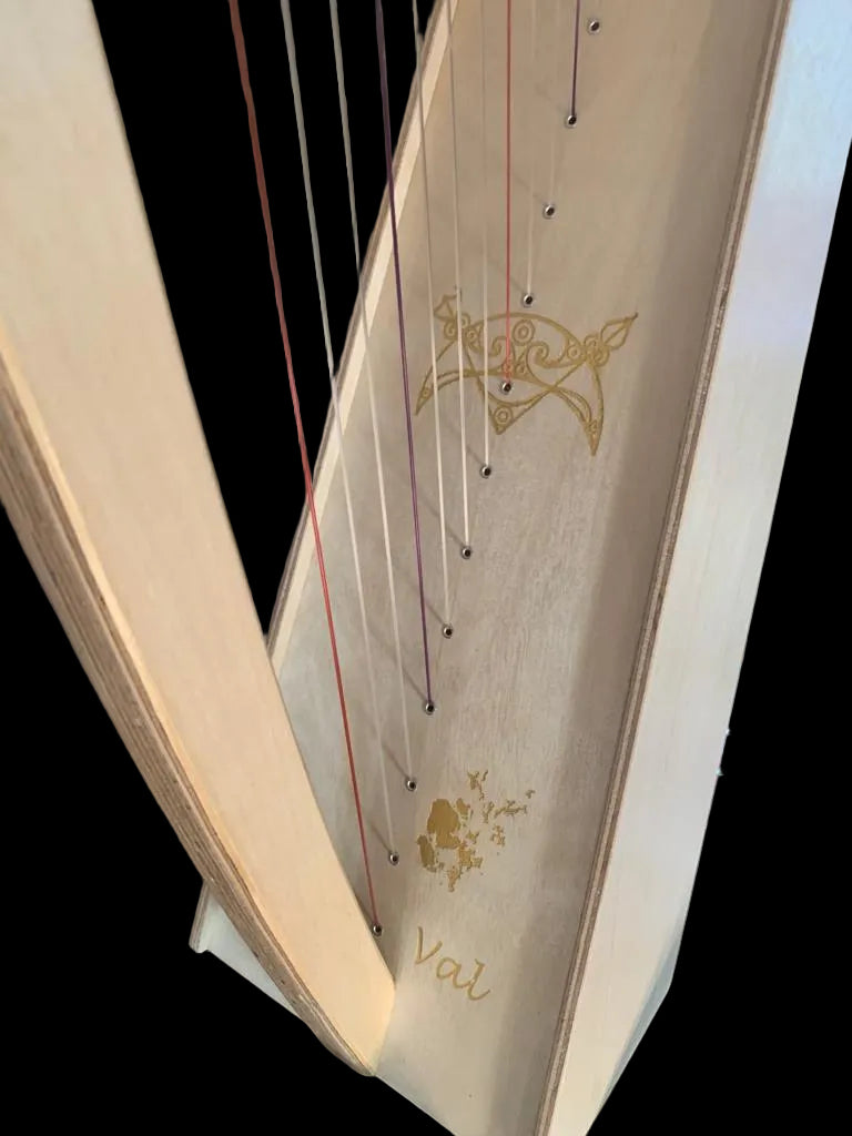 Personalised discovery 16 by Derwent harps with Orkadian Symbol and map of Orkney isles engraved on the soundboard 