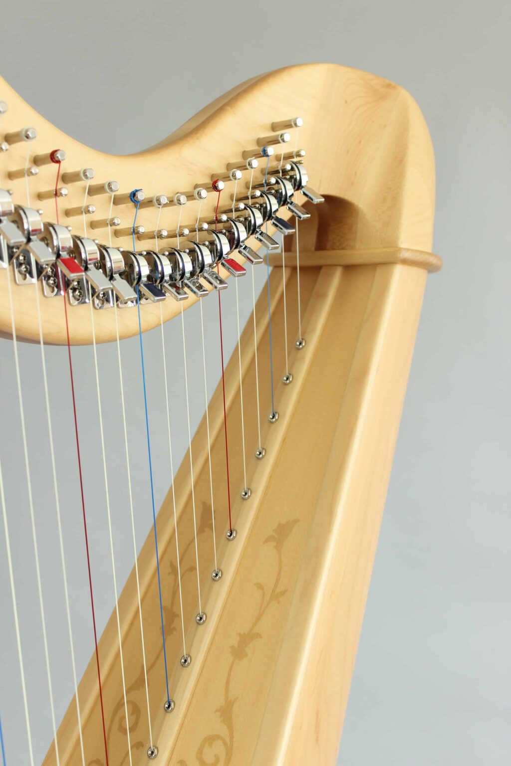 Hempson 34 string lever harp by Harfenland