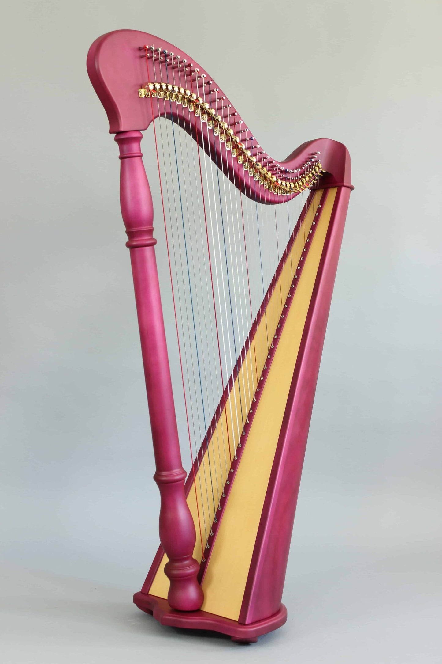 Hempson 34 string lever harp by Harfenland