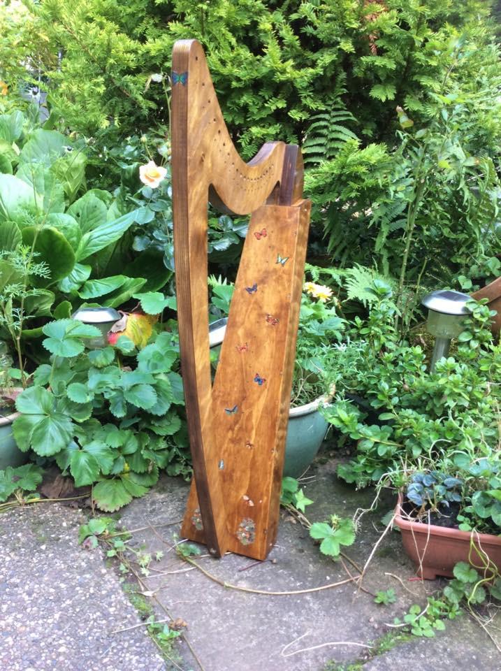 Derwent Harps Adventurer 20 in Natural Wood Finishes Made in England   derwent harps.myshopify.com