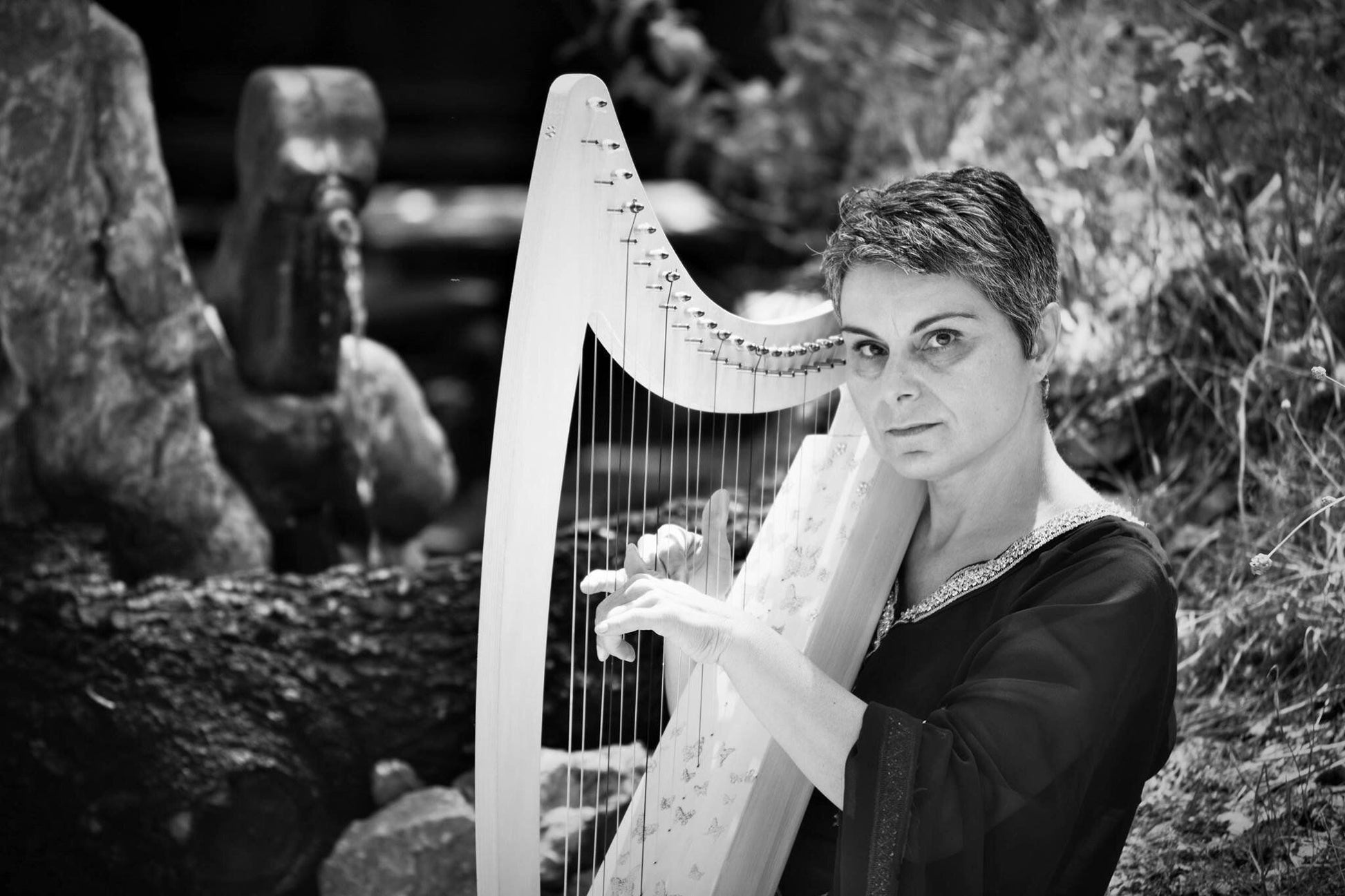 Derwent Harps Adventurer 20 in Natural Wood Finishes Made in England   derwent harps.myshopify.com