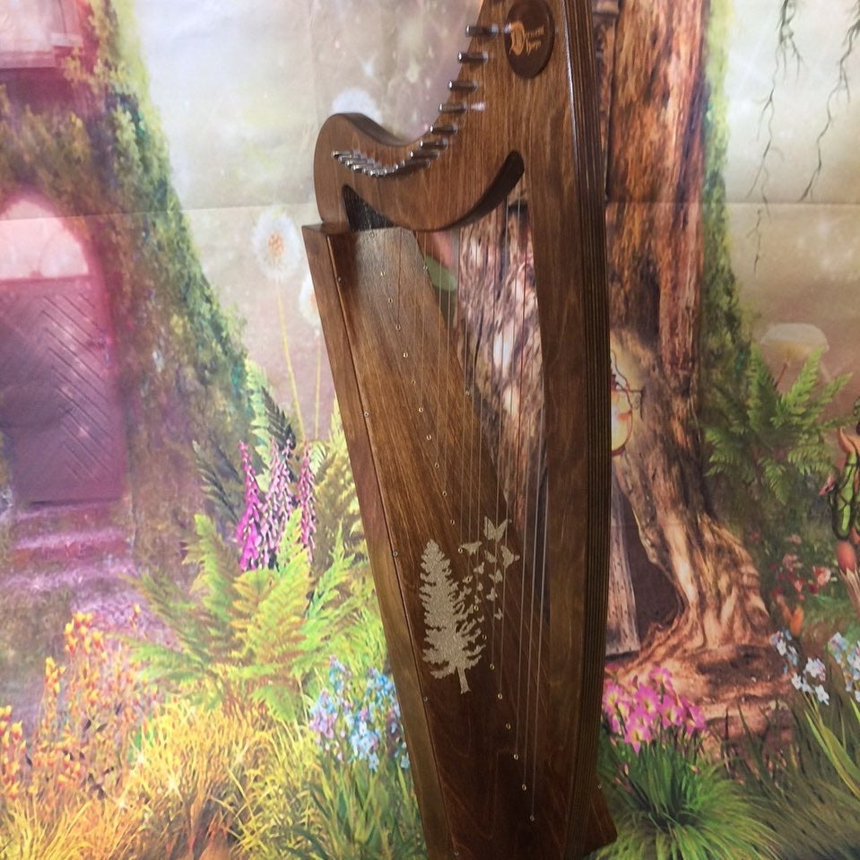 Derwent Harps Adventurer 20 with F and C Levers  in Natural Wood Finishes Made in Wales