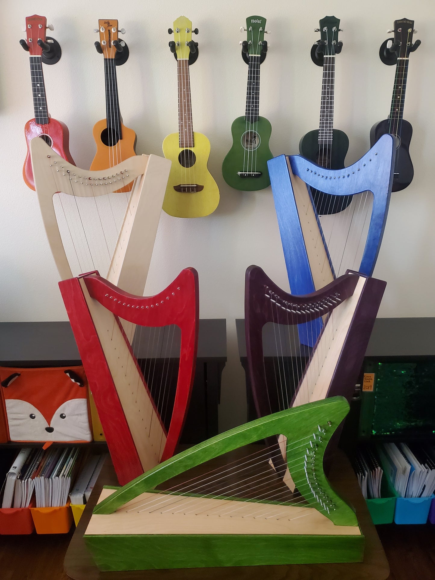 Discovery 16 Education Bundle - 10 Harps Plus teaching resouces for just £1499